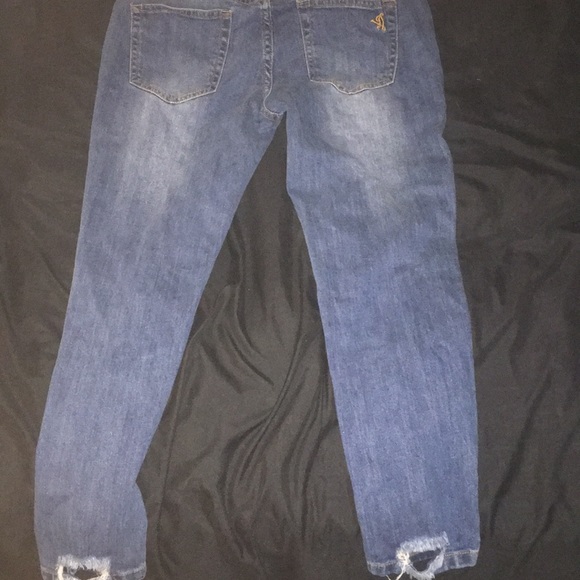 VIP jeans - Picture 2 of 2